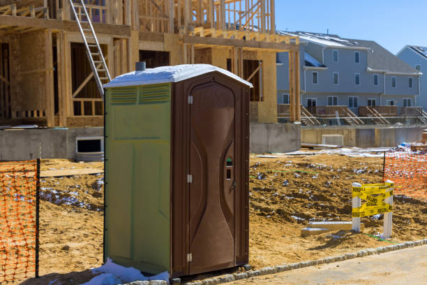 Best Portable restroom trailer rental  in Harbor Isle, NY